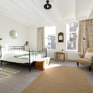 Alta Mar Apartment